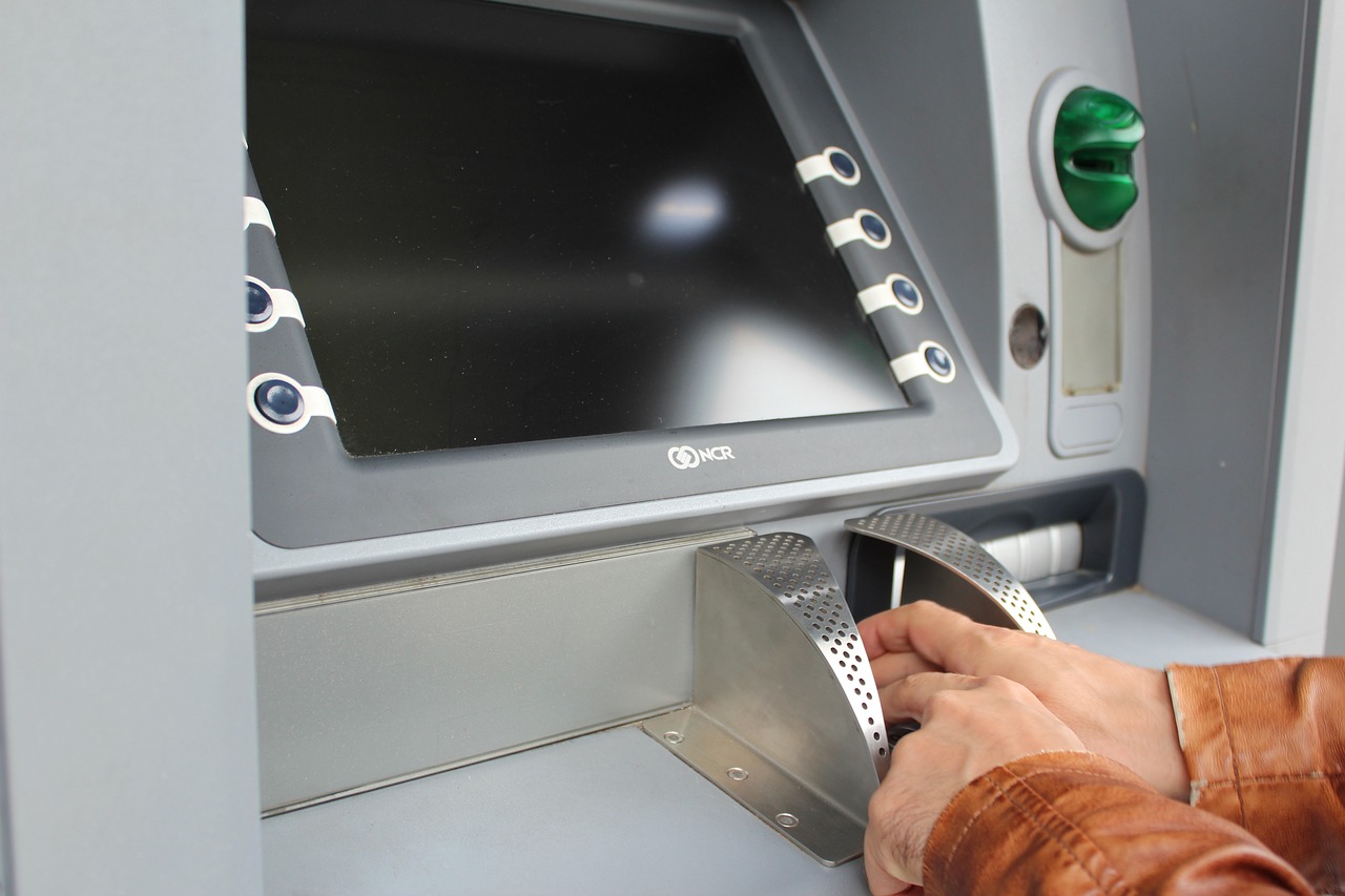 Os bancos estarão fechados nos feriados de 15 e 20 de novembro? Confira! 2